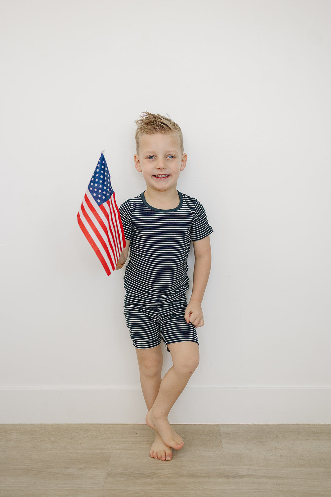 navy striped ribbed bamboo pajamas // SHORT-SLEEVE AND SHORTS SET (sizing up to 9/10)