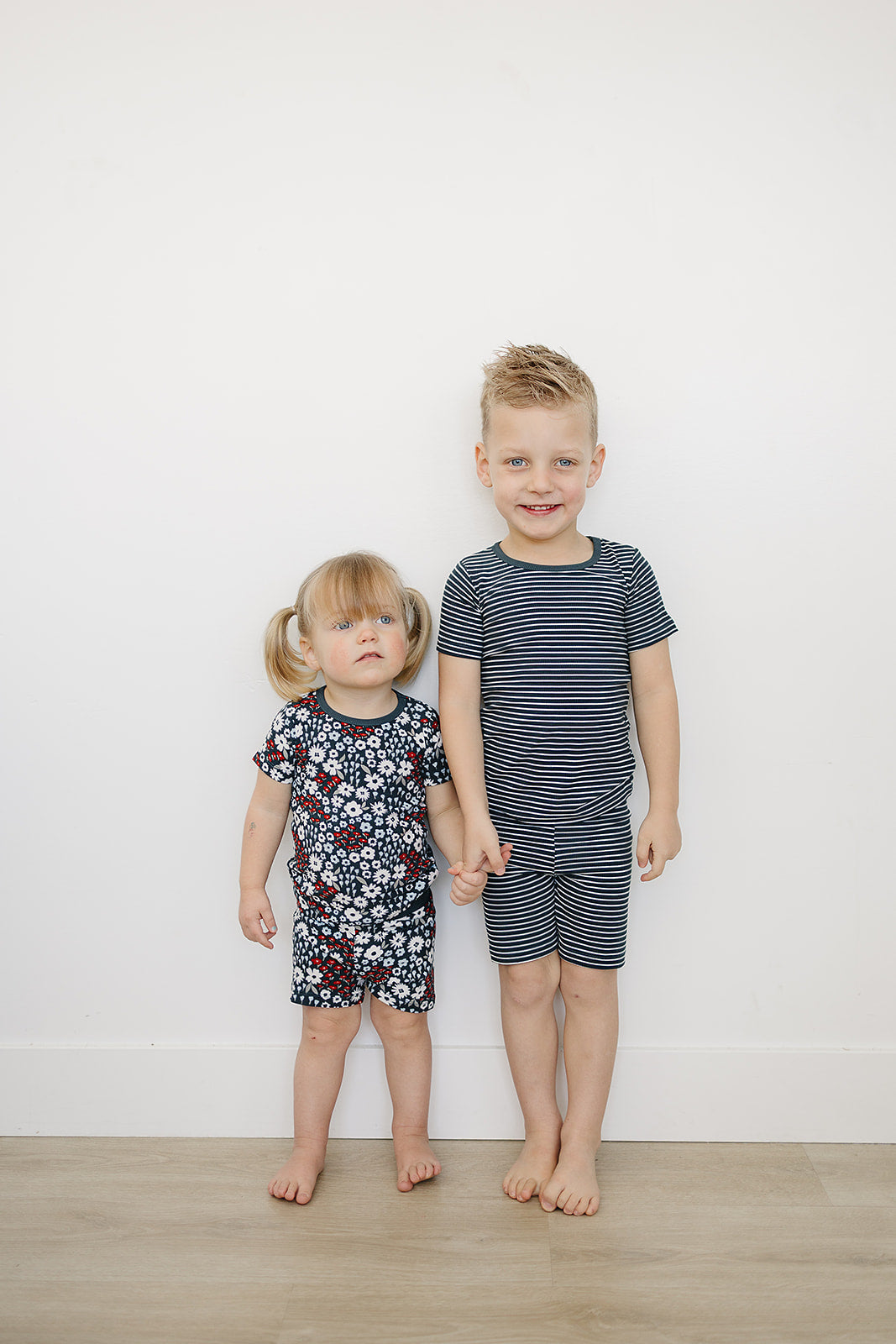 navy striped ribbed bamboo pajamas // SHORT-SLEEVE AND SHORTS SET (sizing up to 9/10)