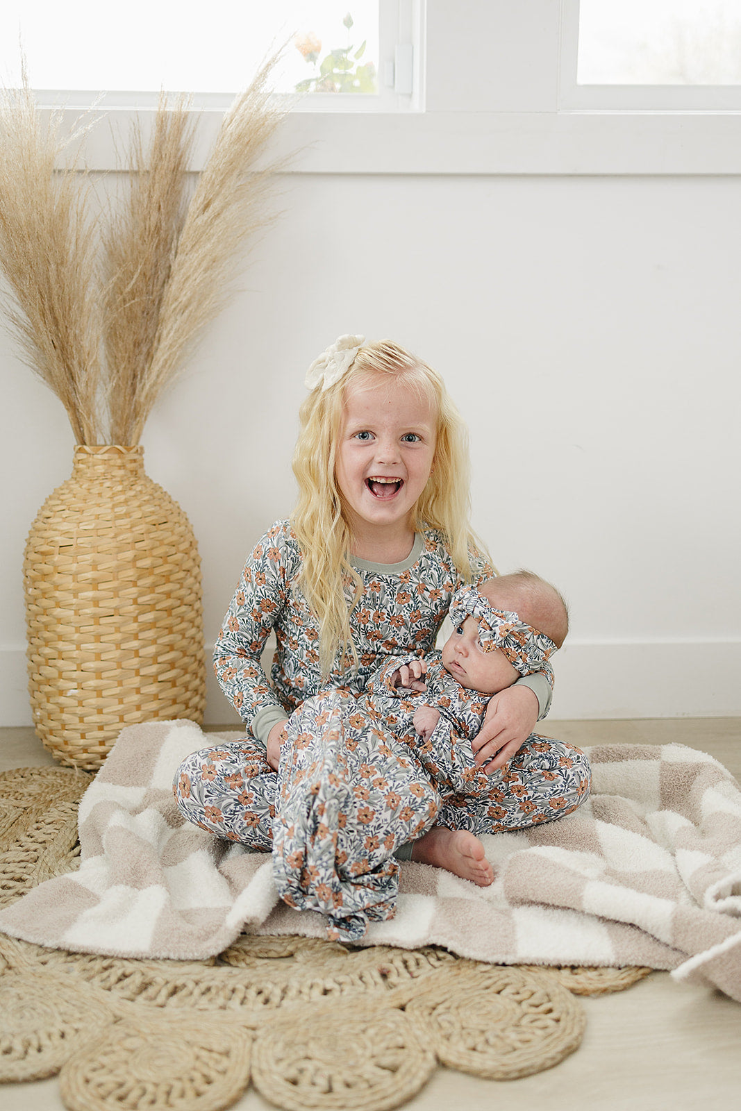 dainty meadow bamboo pajamas // LONG-SLEEVE TWO-PIECE SET