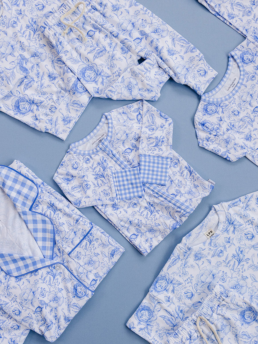 shorts set // blue flowers