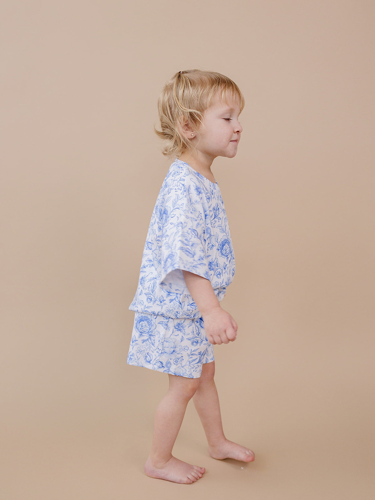 shorts set // blue flowers