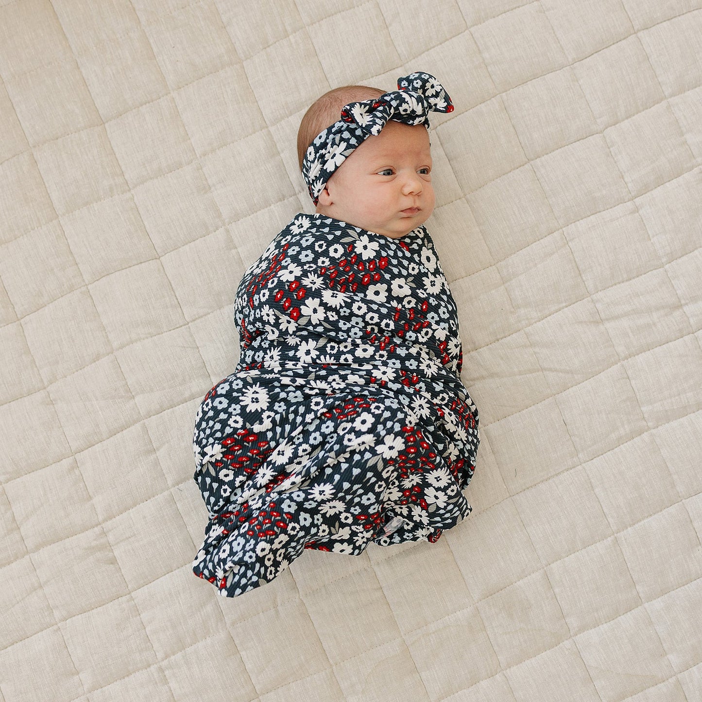 ribbed bamboo stretch swaddle // americana floral