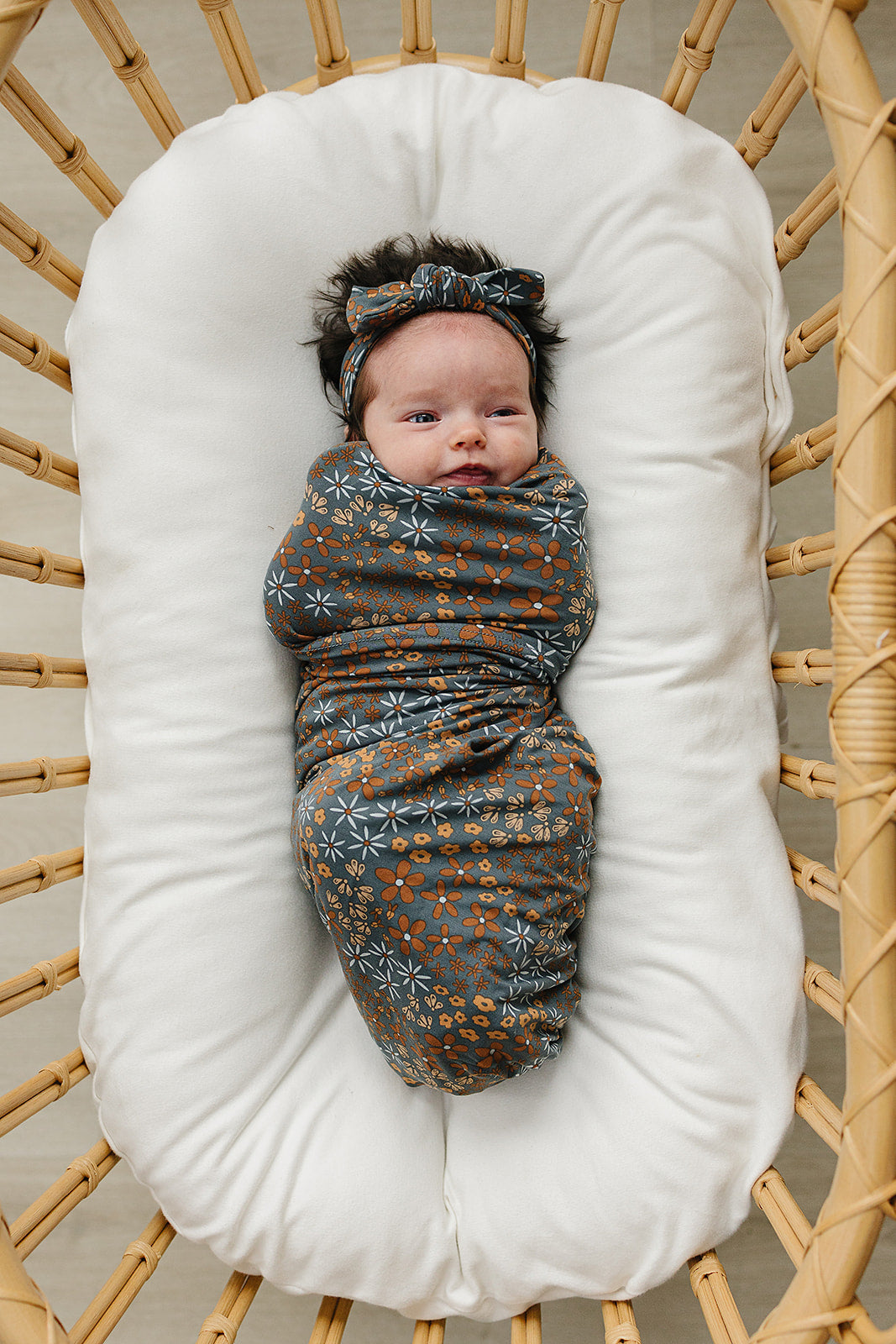 bamboo stretch swaddle // navy floral