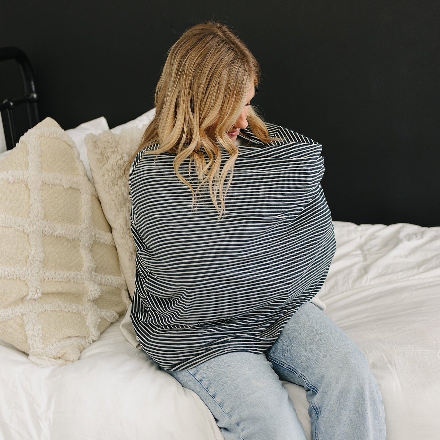 ribbed bamboo multi-use cover // navy stripes