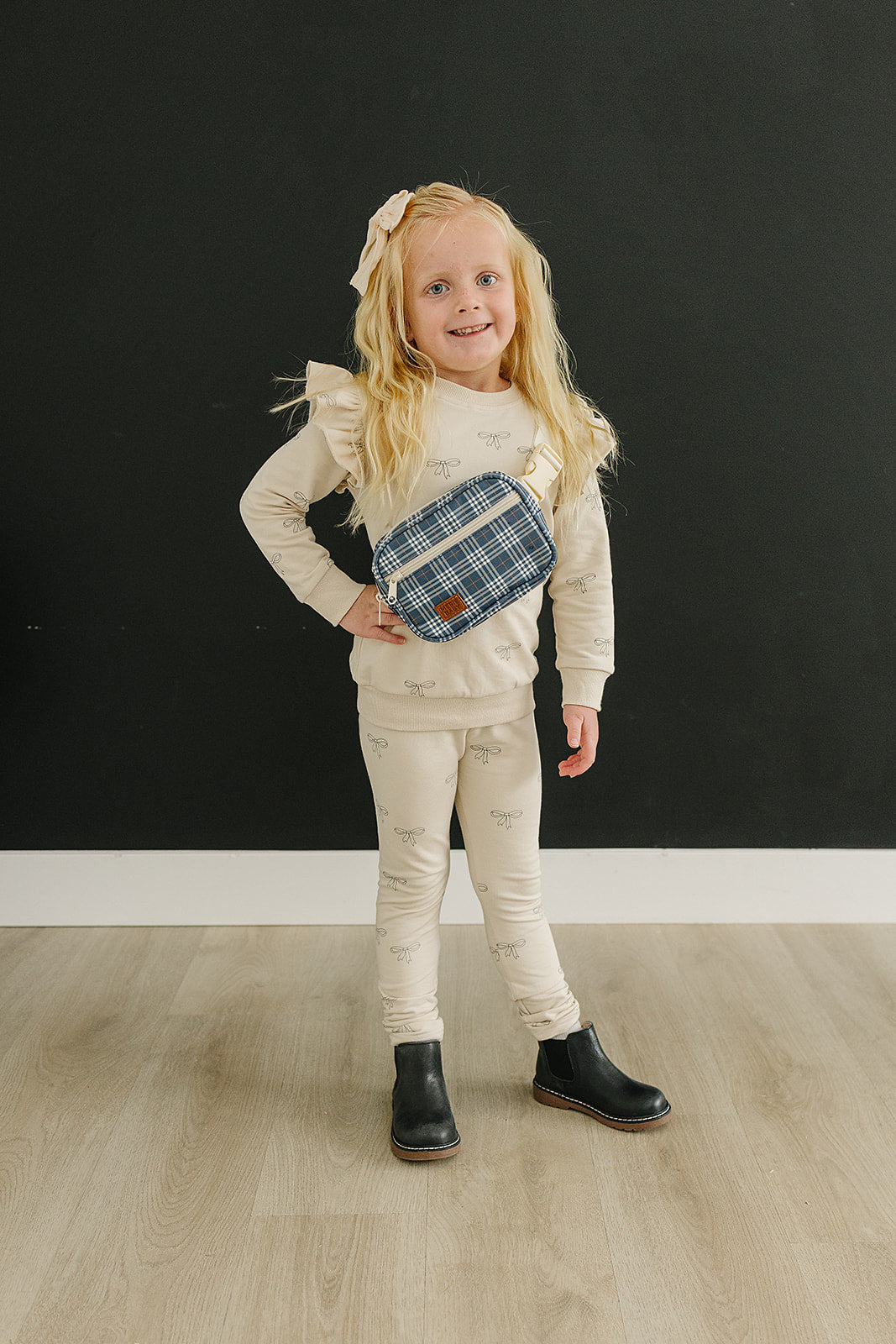 mini fanny pack // navy plaid