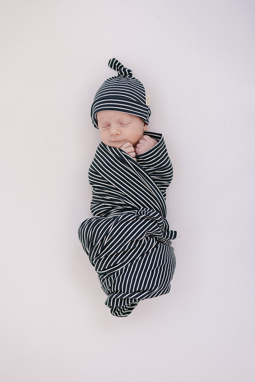 ribbed bamboo stretch swaddle // navy stripes