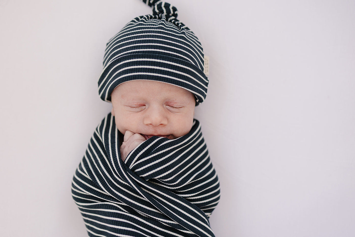 ribbed bamboo stretch swaddle // navy stripes