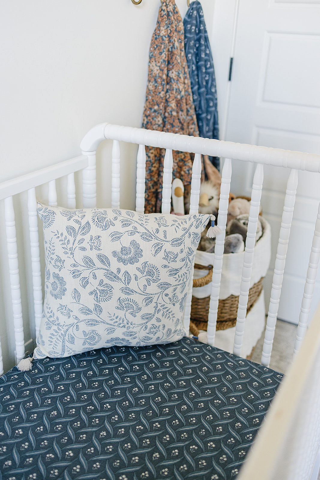 muslin crib sheet // navy berry