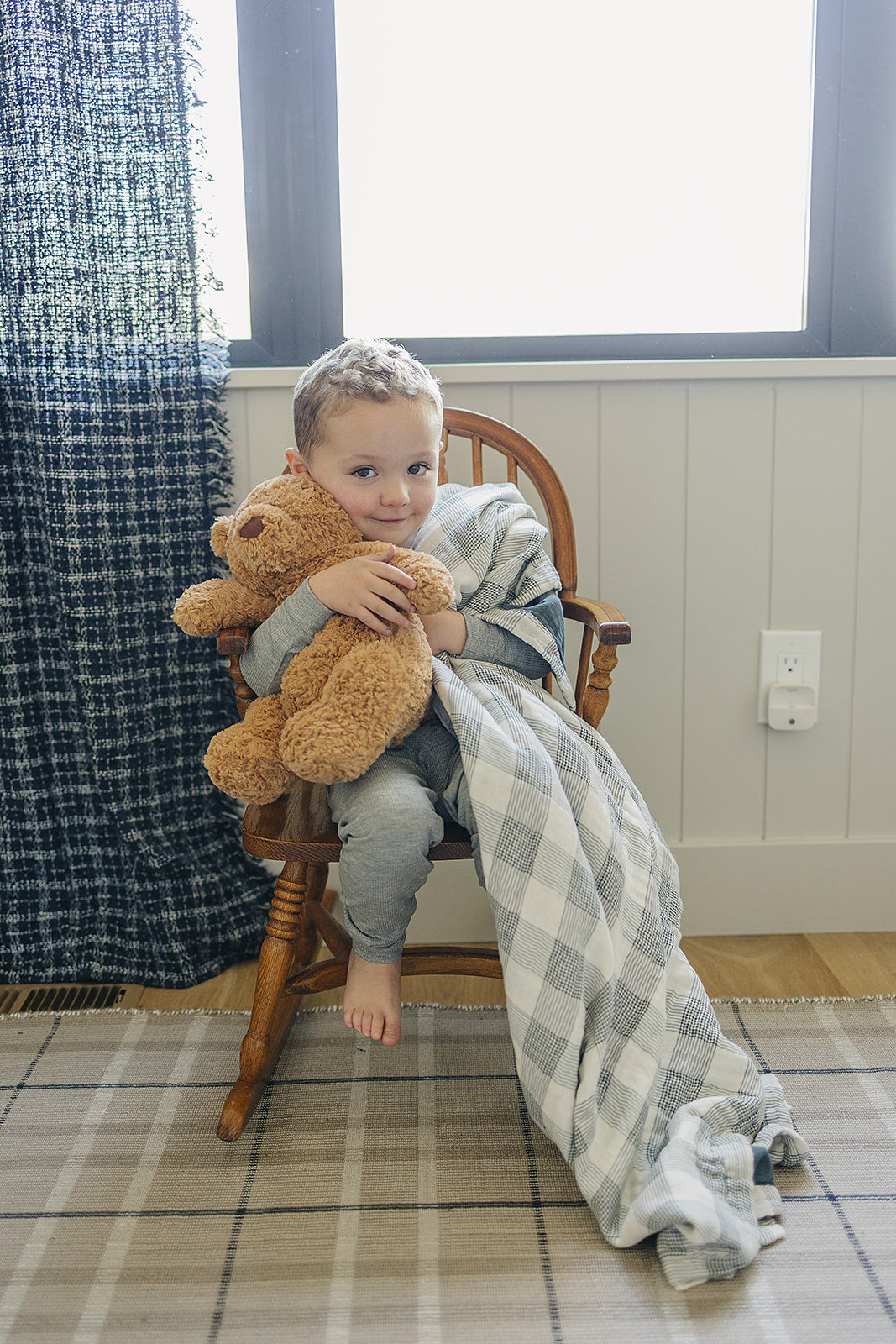 muslin quilt // coastal plaid + navy