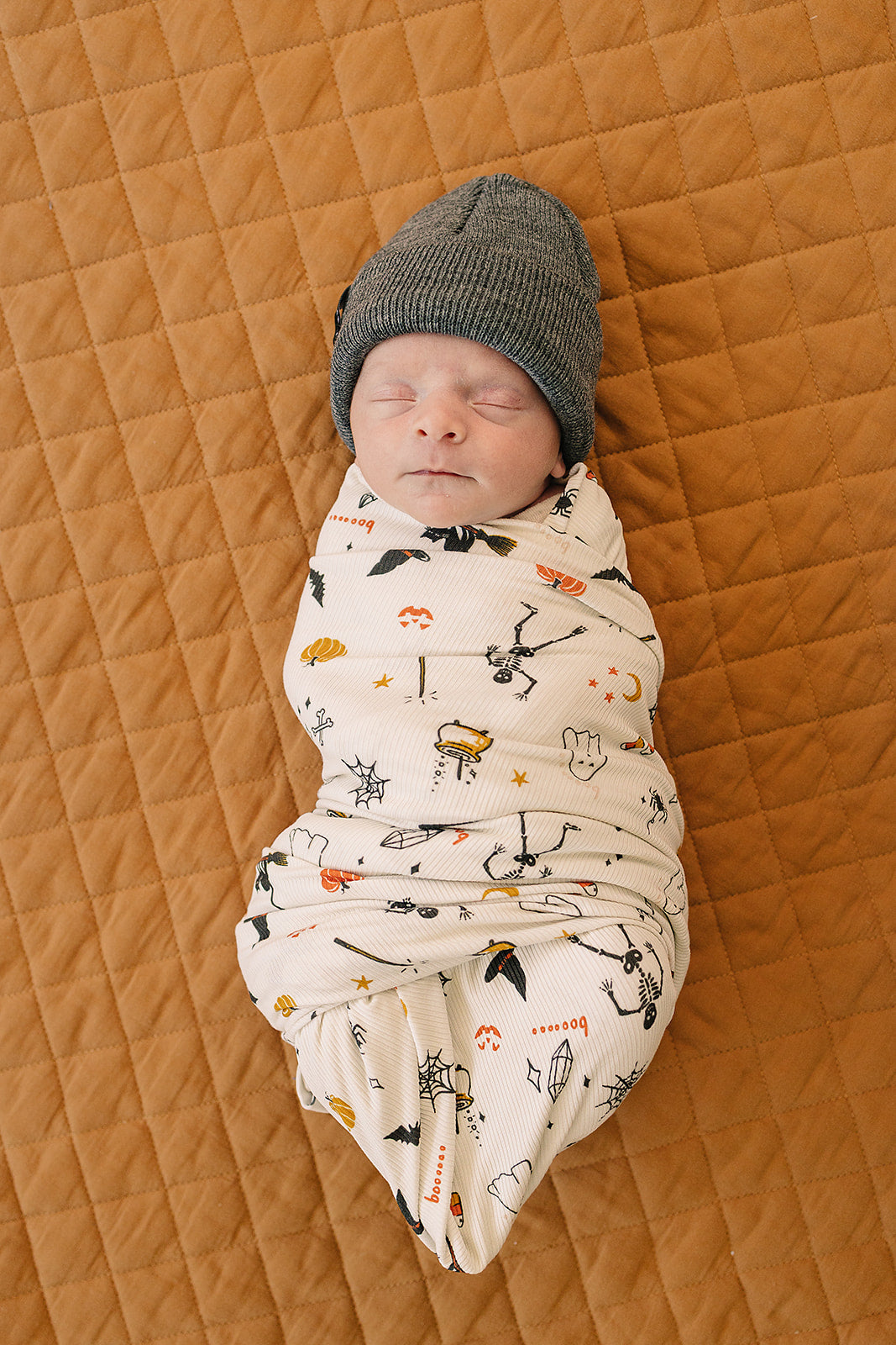 bamboo stretch swaddle // halloween