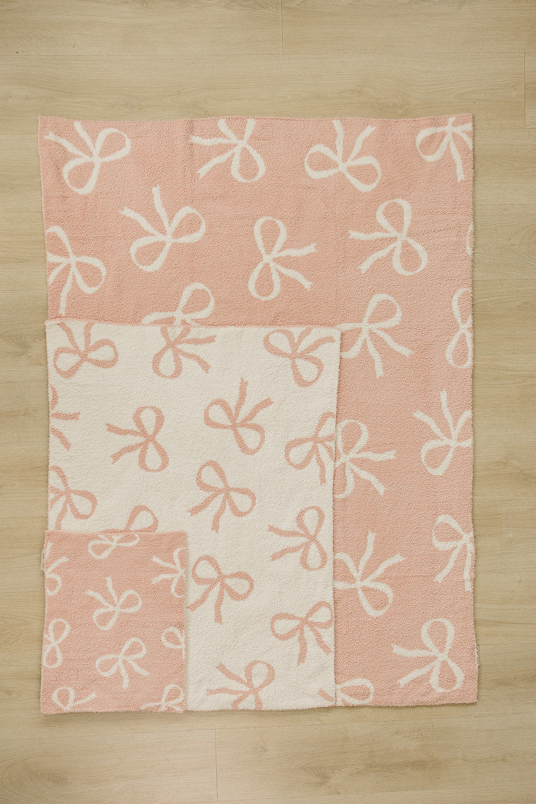 pink bow plush blanket // 3 sizes!