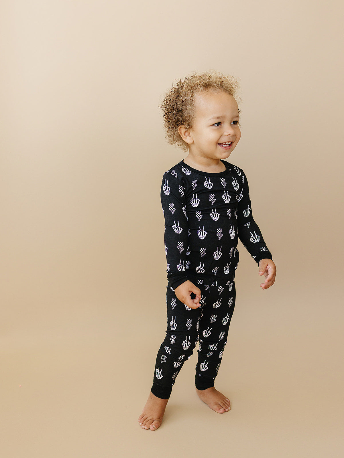 skelly vibes bamboo pajamas // LONG-SLEEVE TWO-PIECE SET