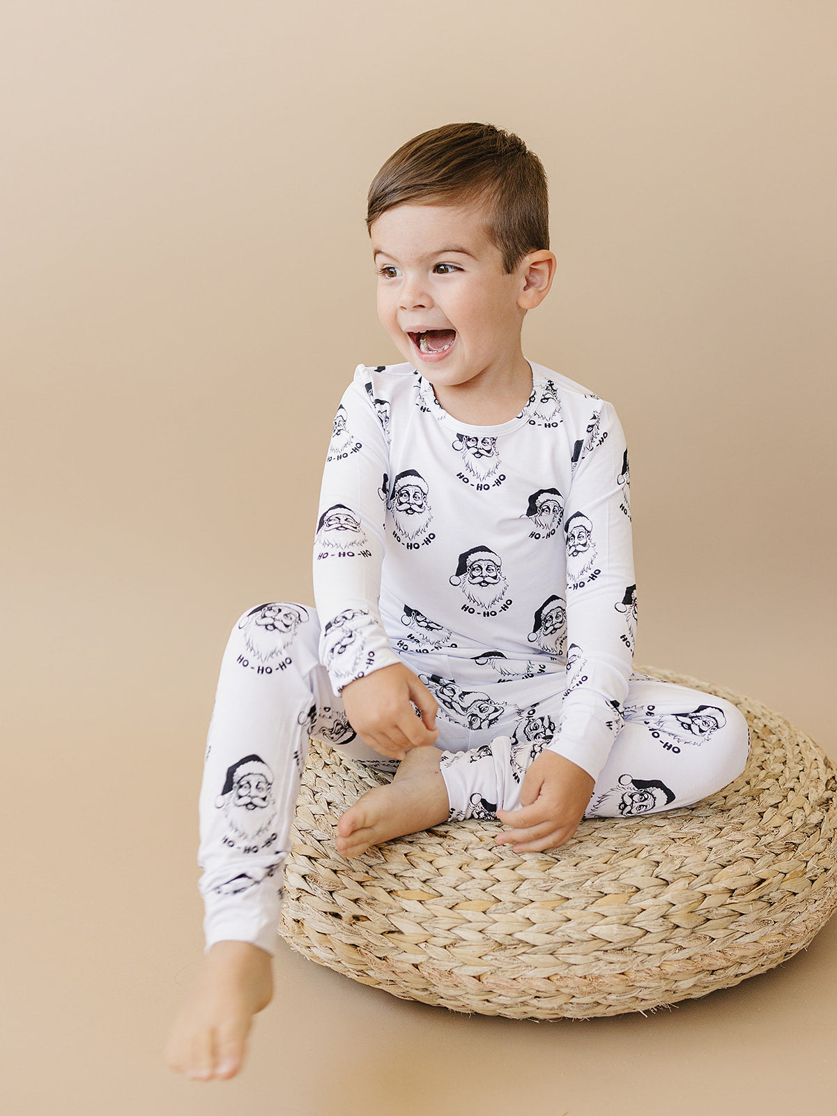 cool santa bamboo pajamas // LONG-SLEEVE TWO-PIECE SET