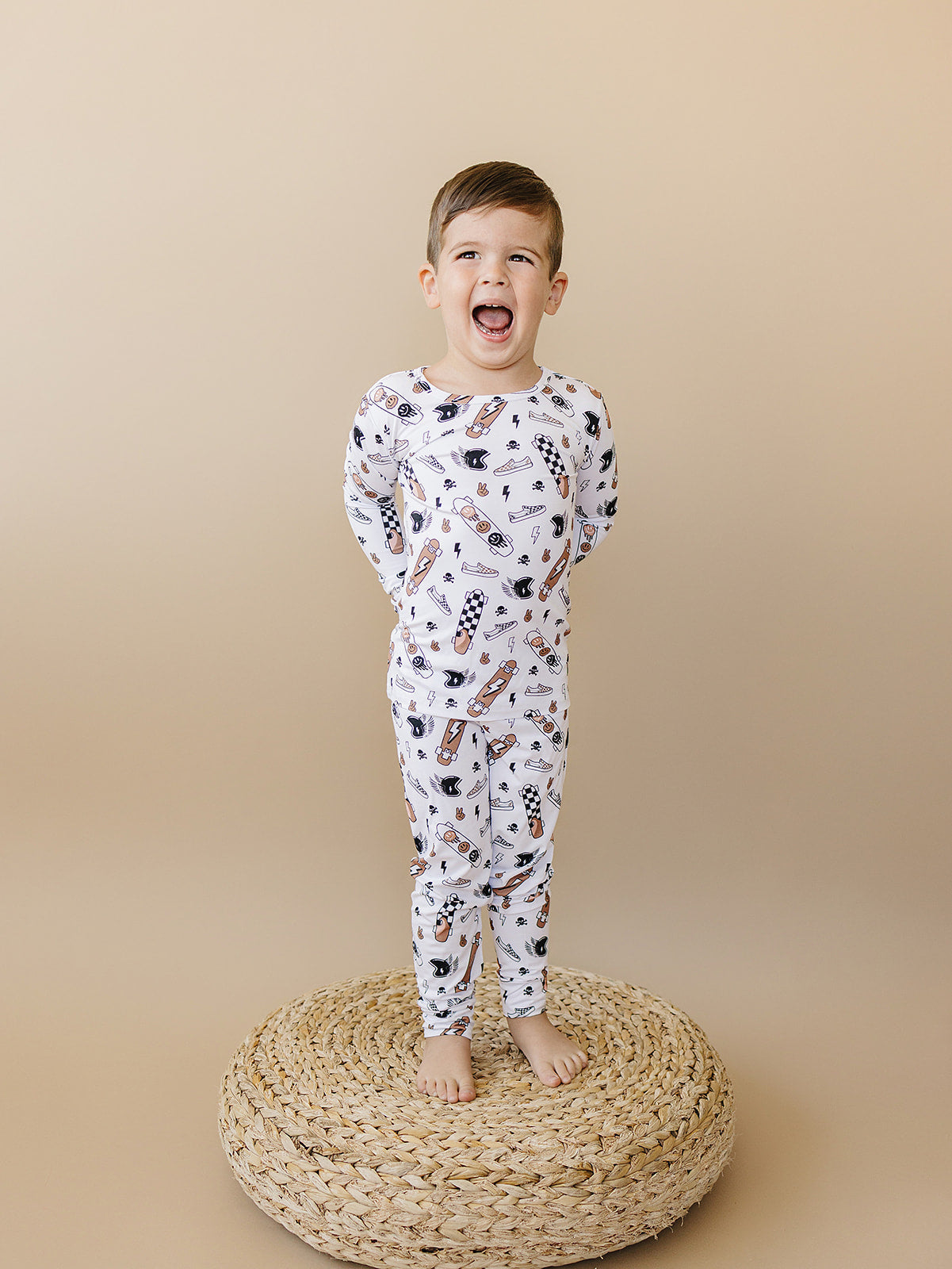 skater bamboo pajamas // LONG-SLEEVE TWO-PIECE SET