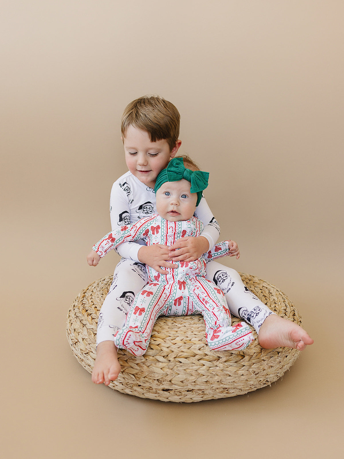 cool santa bamboo pajamas // LONG-SLEEVE TWO-PIECE SET