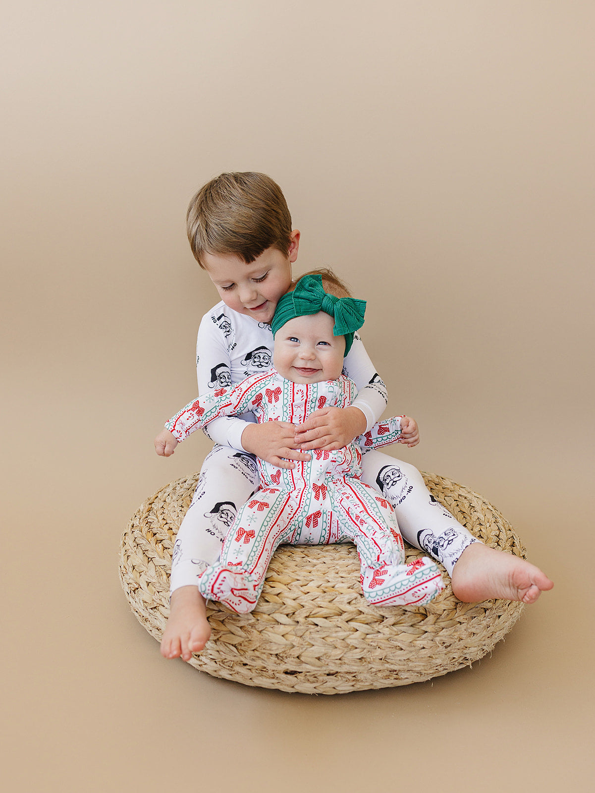 cool santa bamboo pajamas // LONG-SLEEVE TWO-PIECE SET