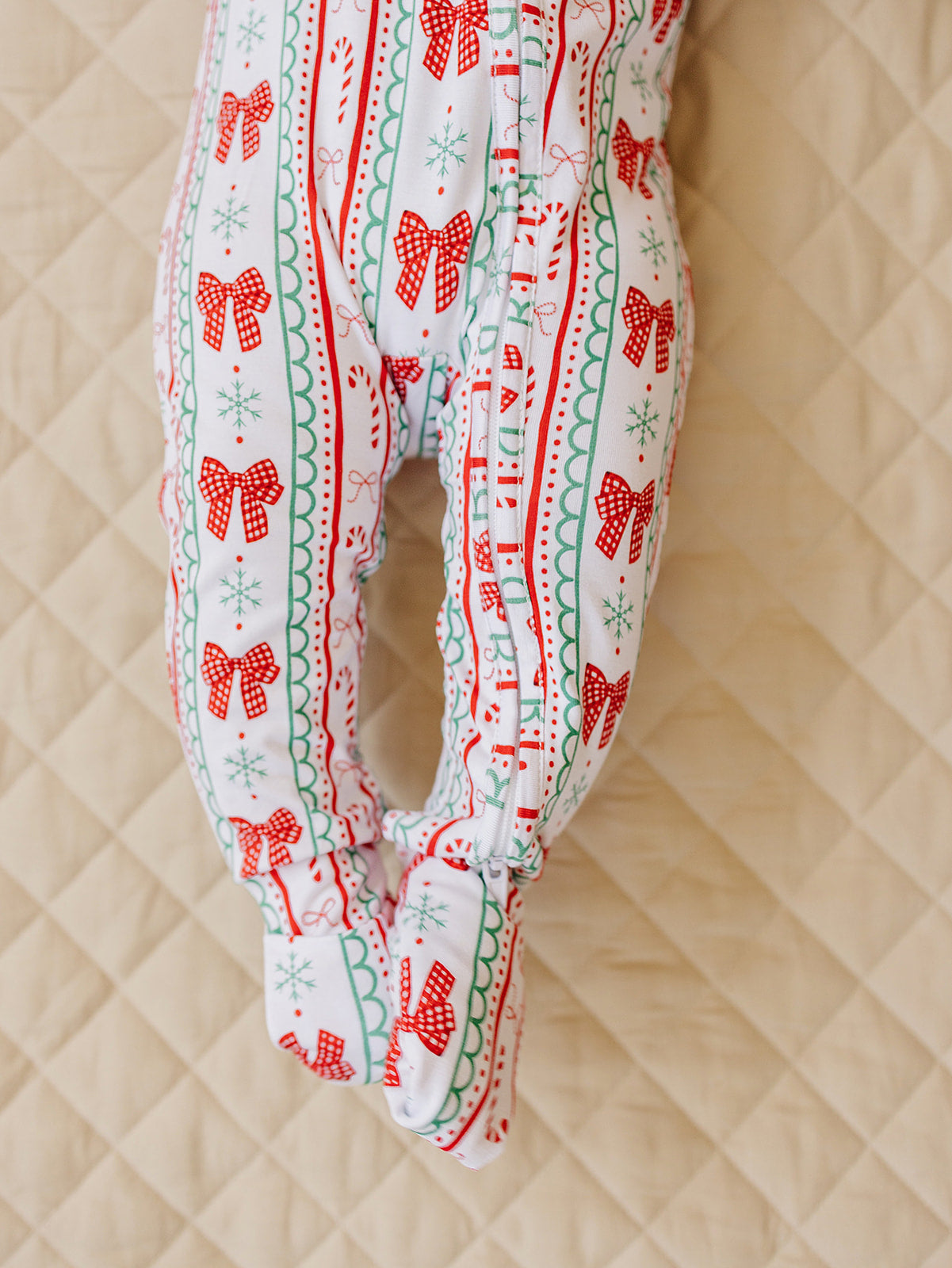 candy cane bows bamboo pajamas // ZIPPY