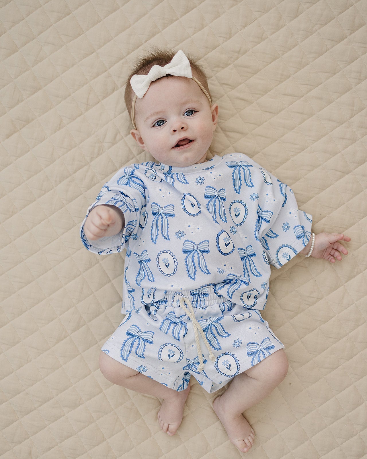 shorts set // blue bow