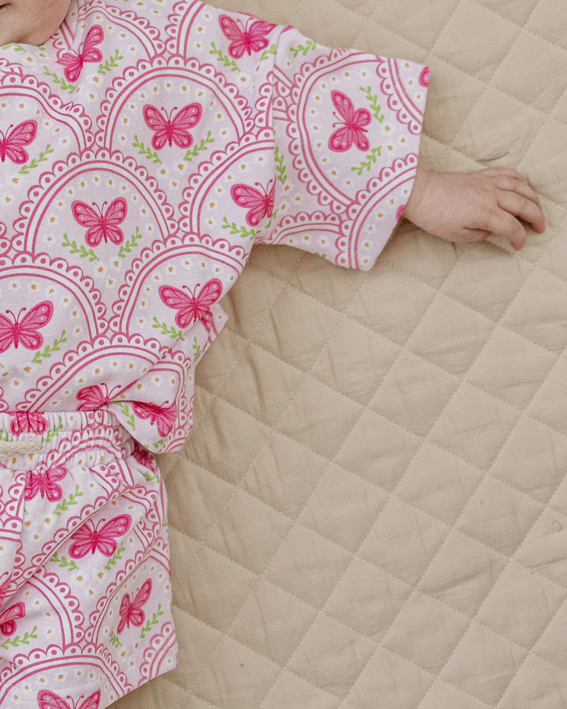 shorts set // pink butterfly