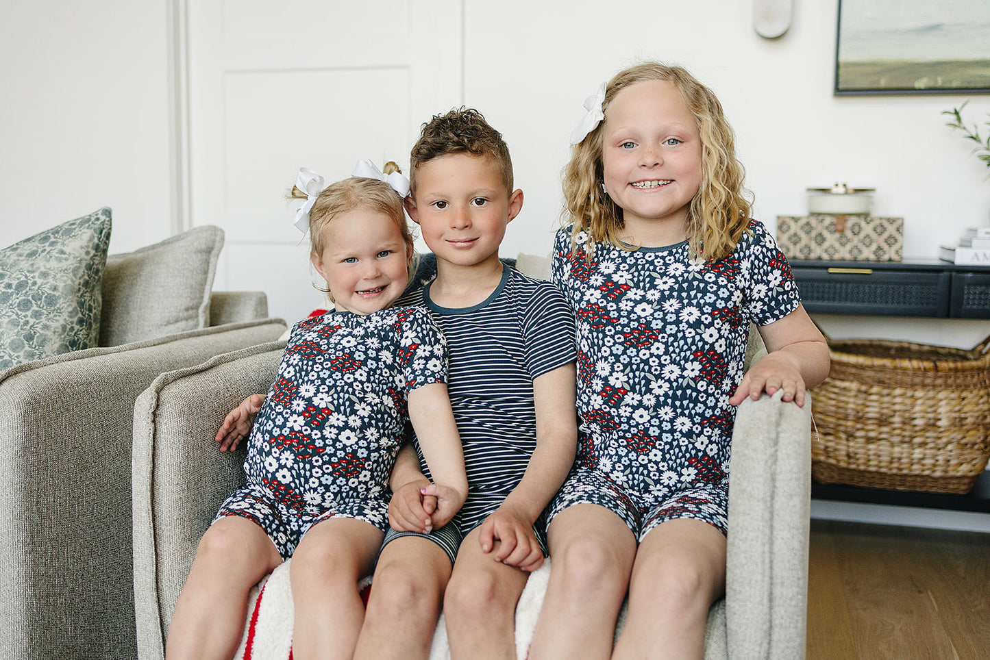 americana floral ribbed bamboo pajamas // SHORT-SLEEVE AND SHORTS SET (sizing up to 9/10y)