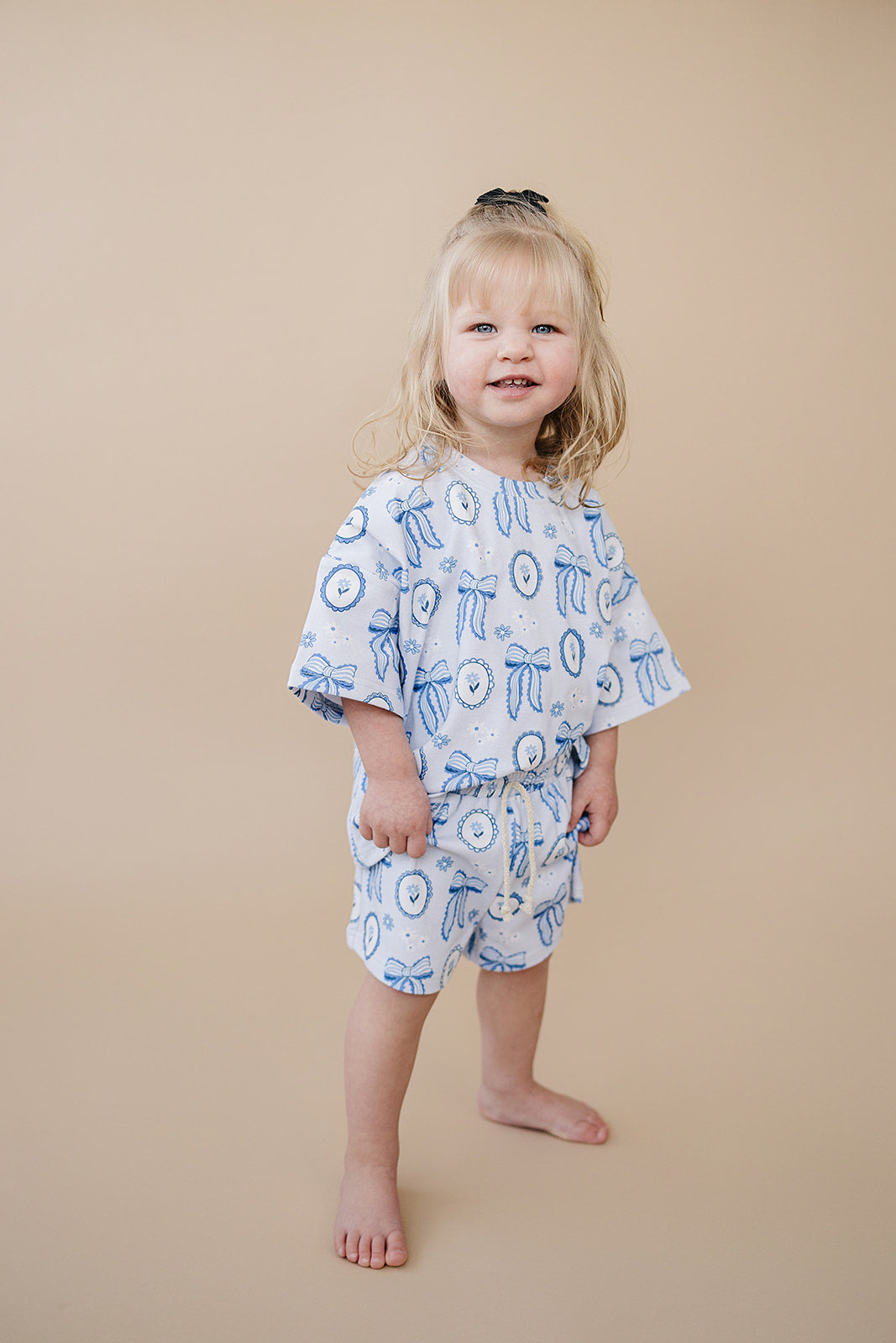 shorts set // blue bow