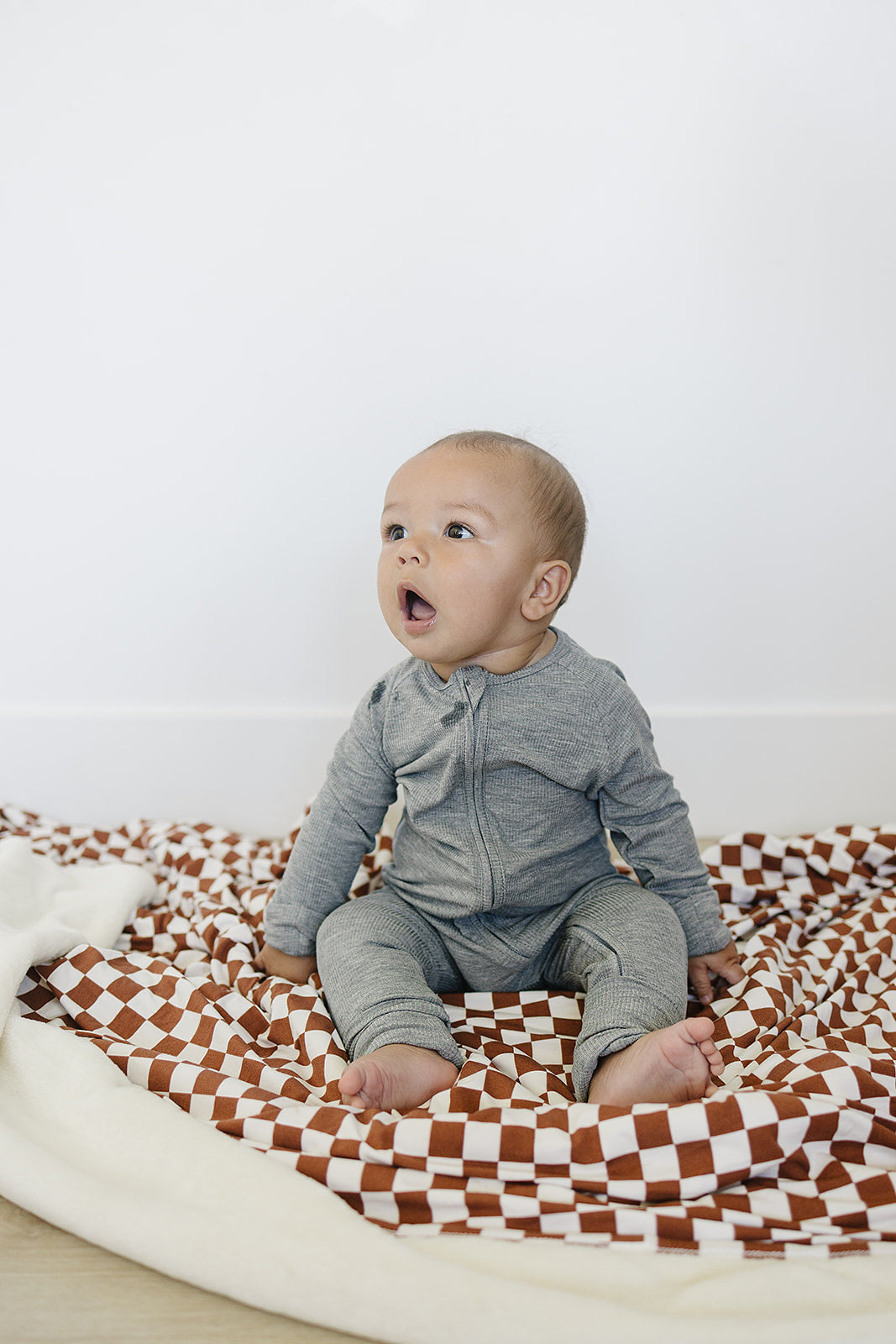 heather grey ribbed bamboo pajamas // ZIPPY