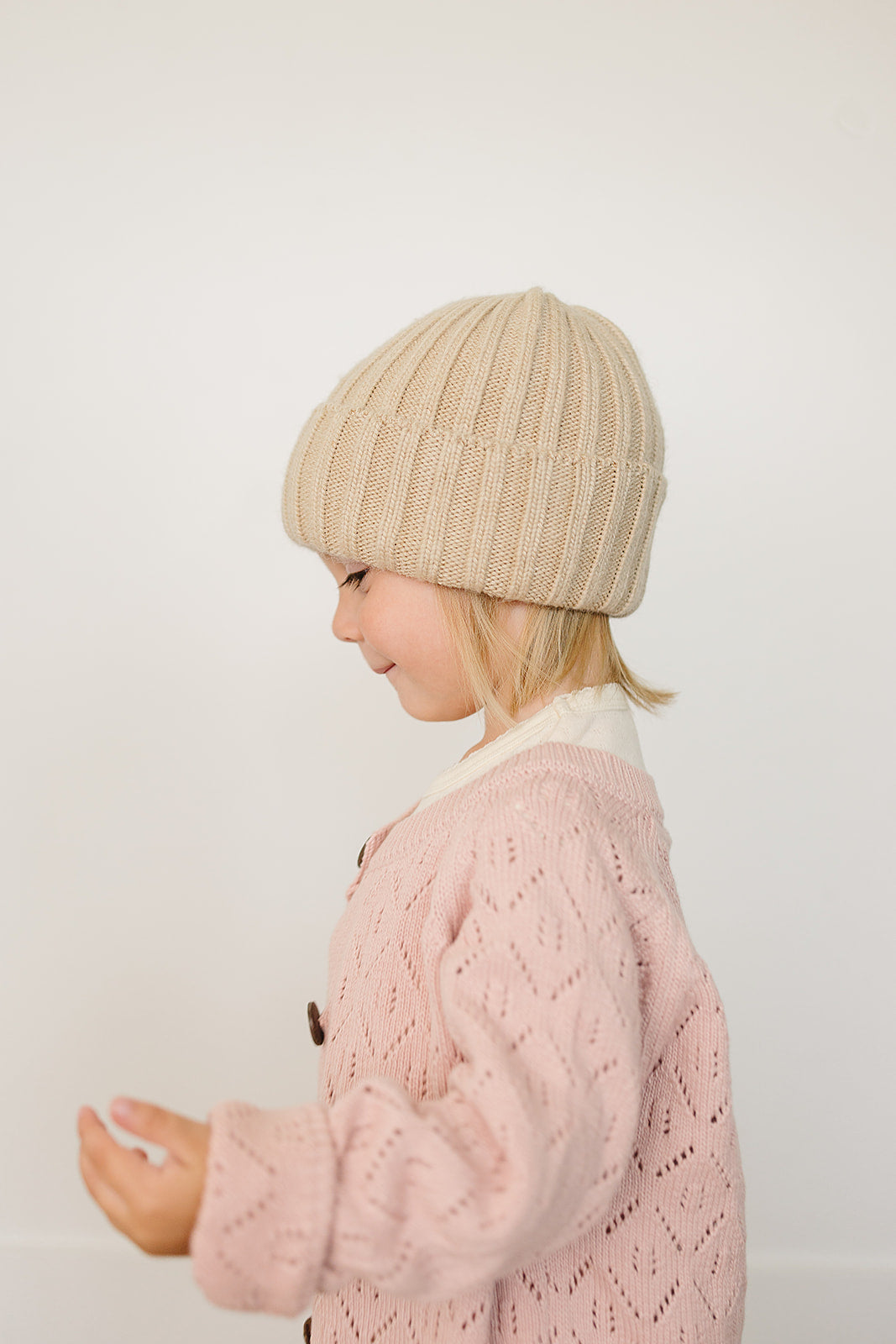 chunky knit beanie // tan