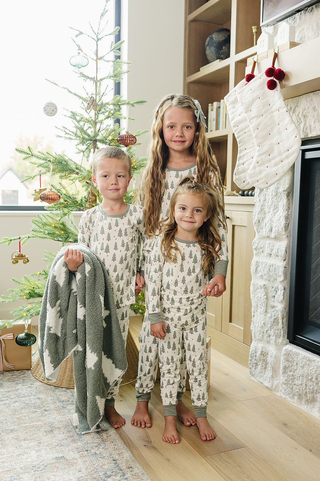 christmas trees bamboo pajamas // LONG-SLEEVE TWO-PIECE SET