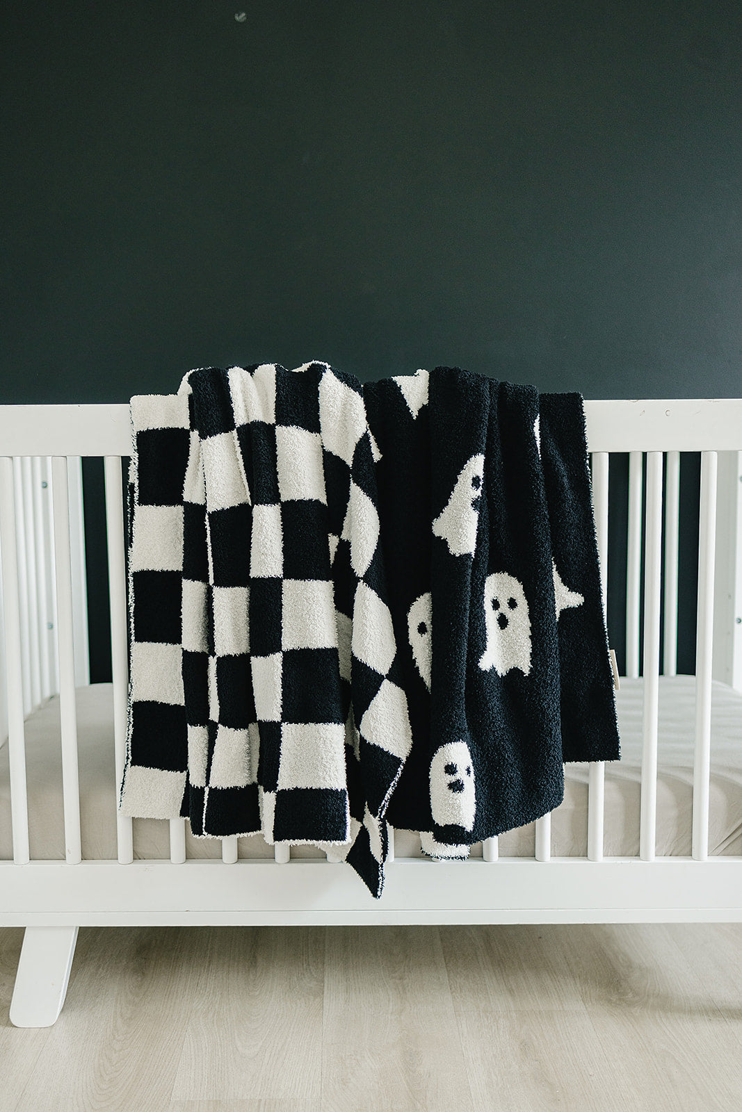 plush blanket // black + white checkered