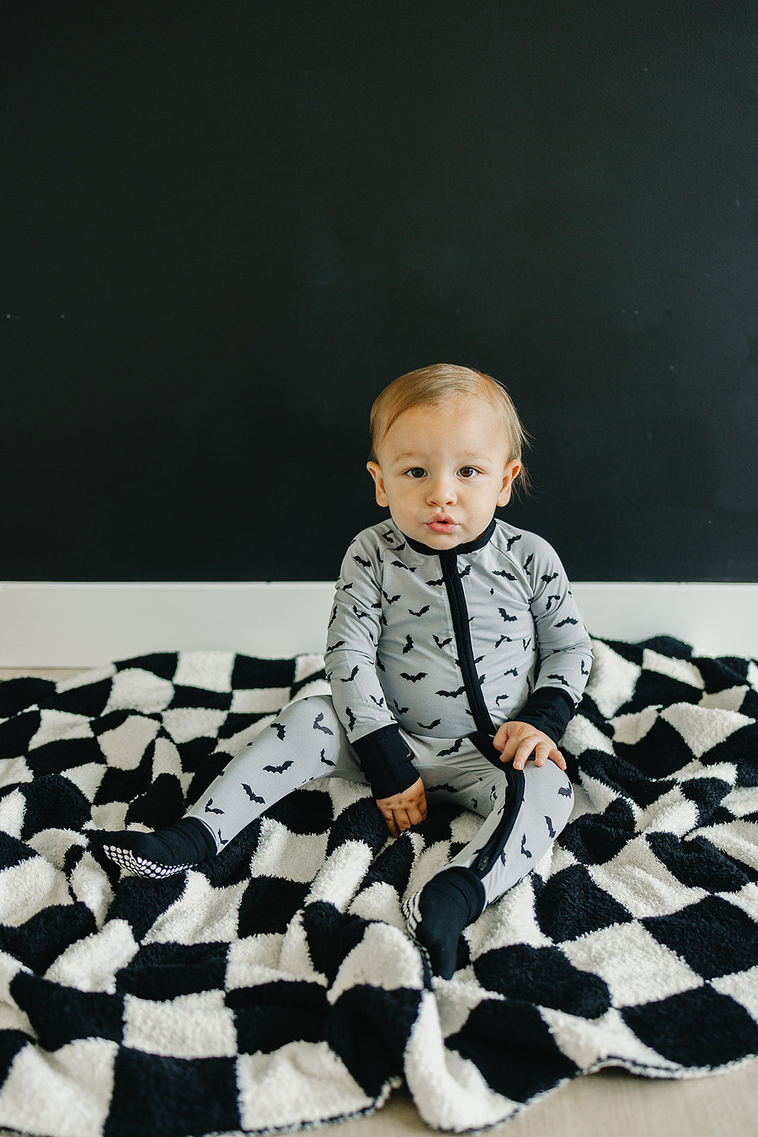 plush blanket // black + white checkered