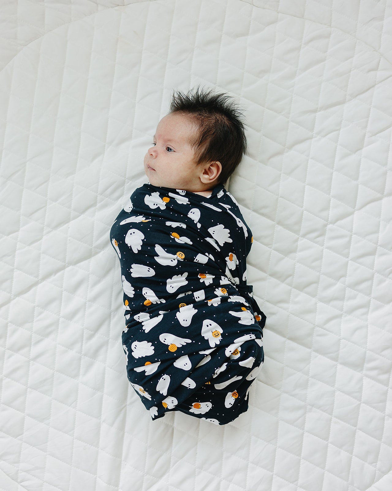 bamboo stretch swaddle // ghosts