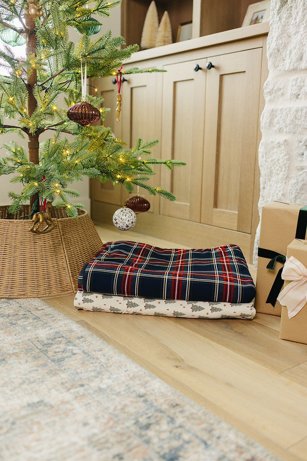 bamboo fleece quilt // christmas trees