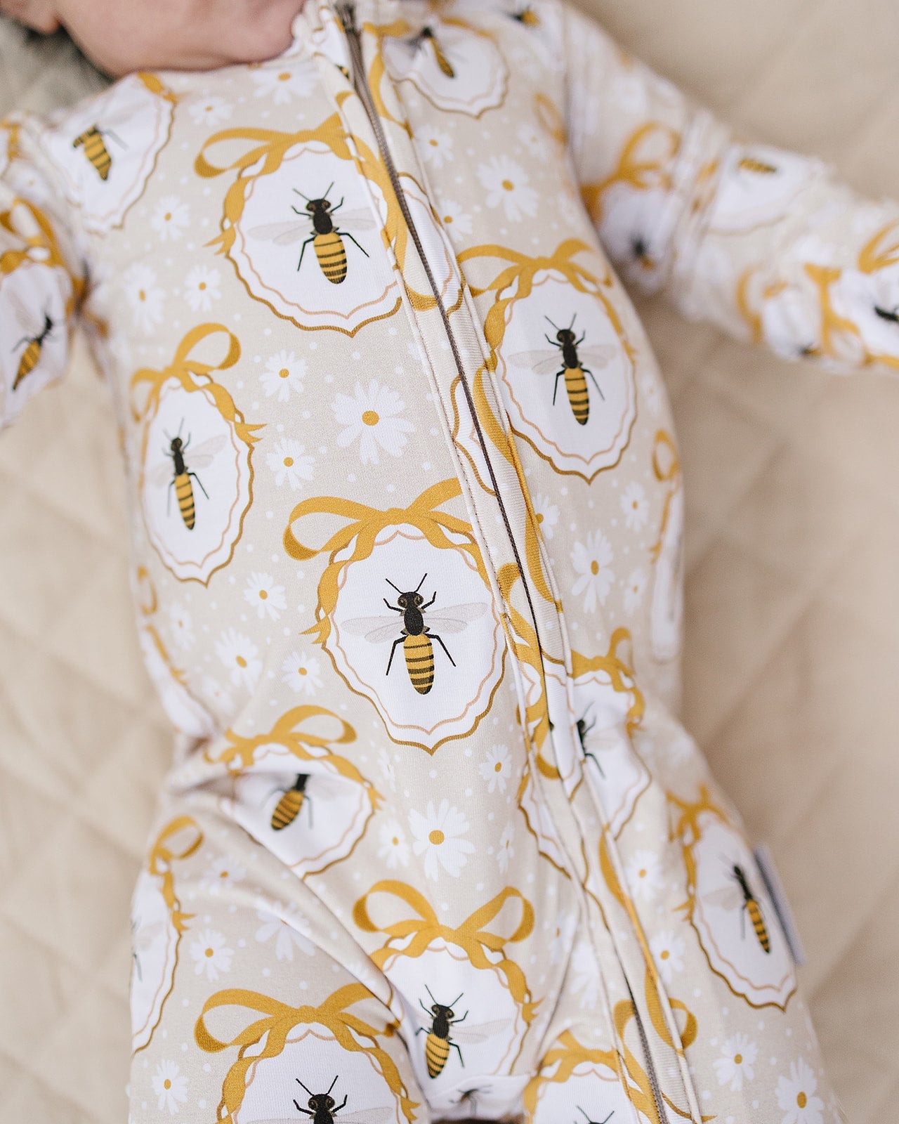 honey bee bamboo pajamas // ZIPPY