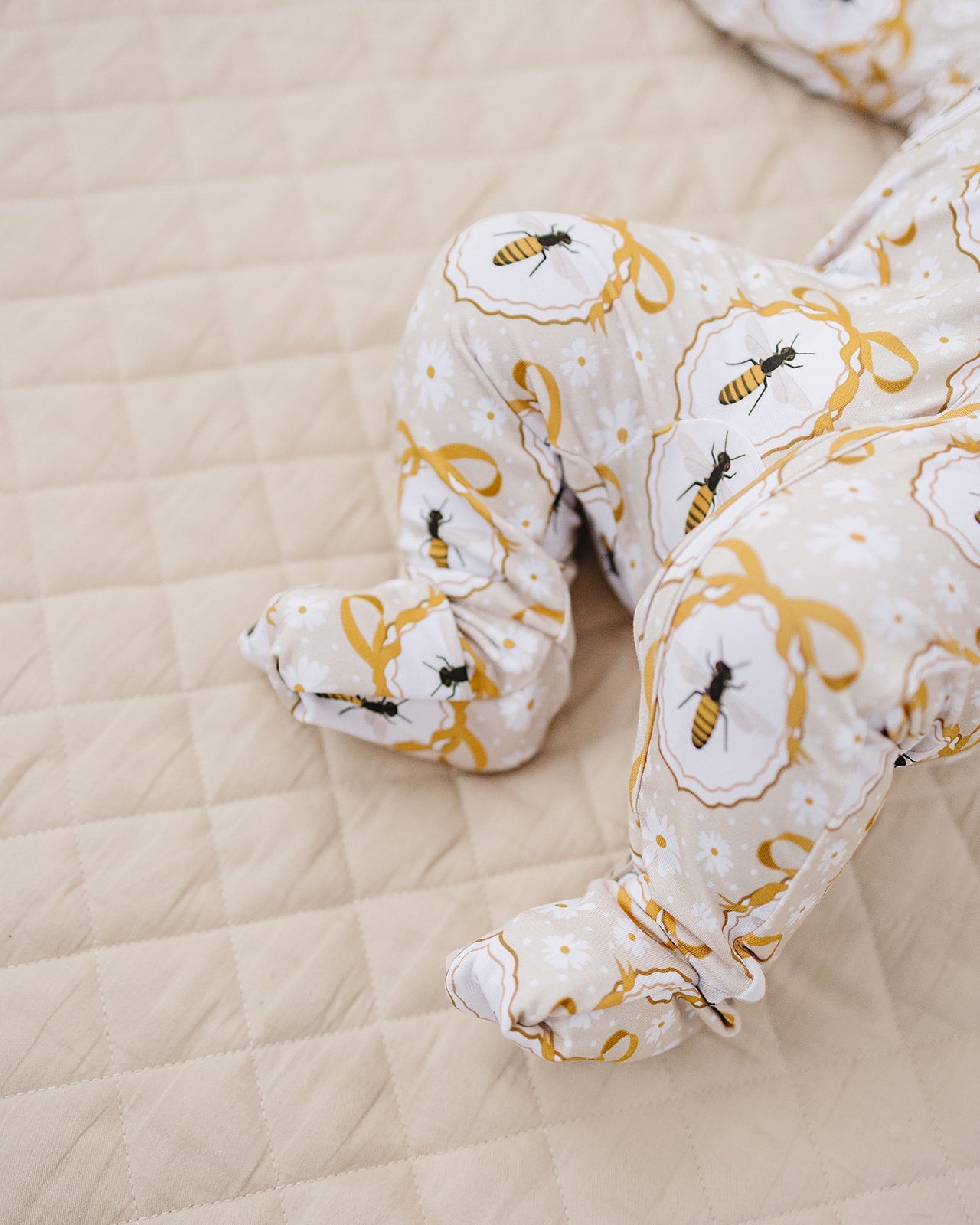 honey bee bamboo pajamas // ZIPPY