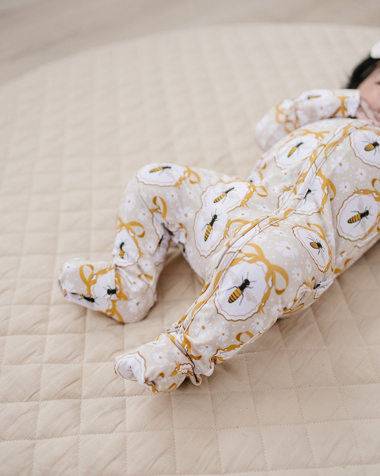 honey bee bamboo pajamas // ZIPPY