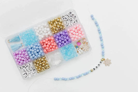 diy stretchy bracelet kit // winter wonderland