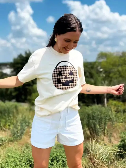 brown plaid halloween bucket tee // women's