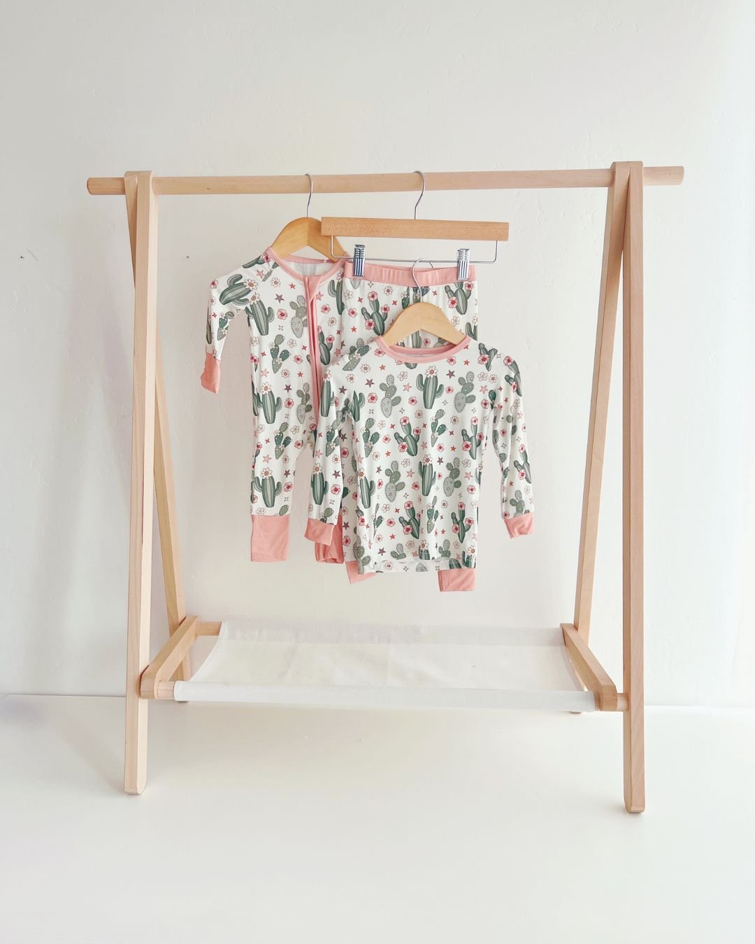 cactus flowers bamboo pajamas // LONG-SLEEVED TWO-PIECE SET