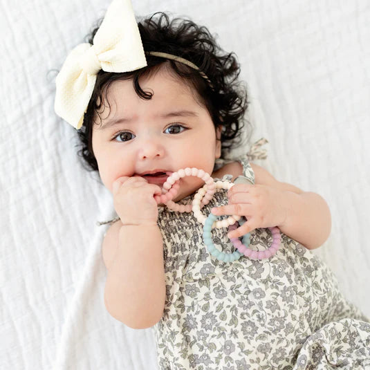 cutie clinks // red + green