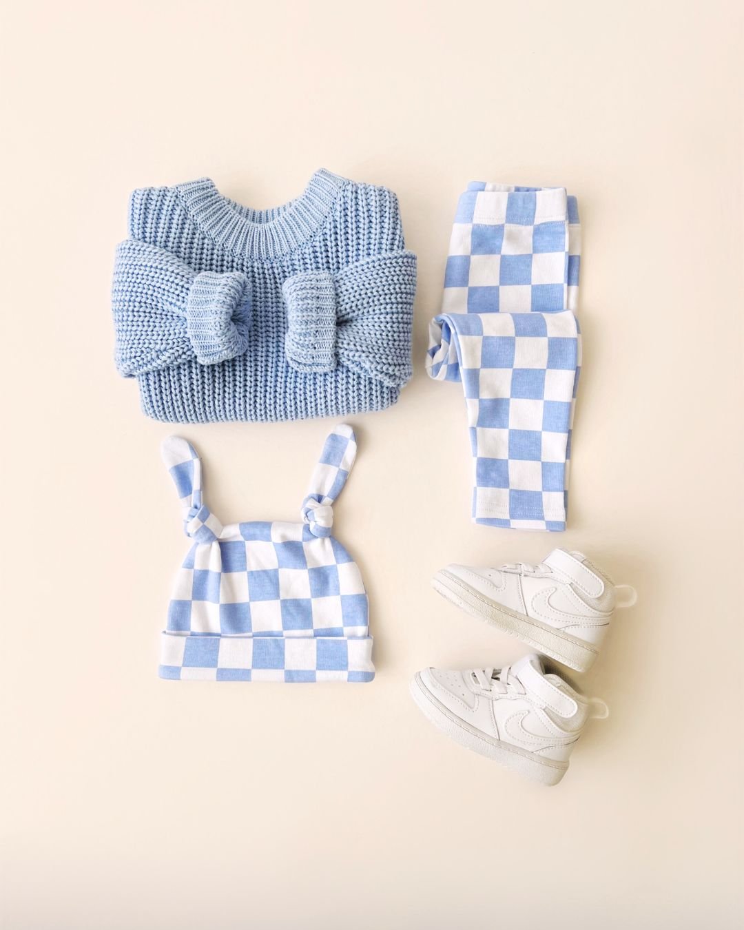 checkered leggings // blue