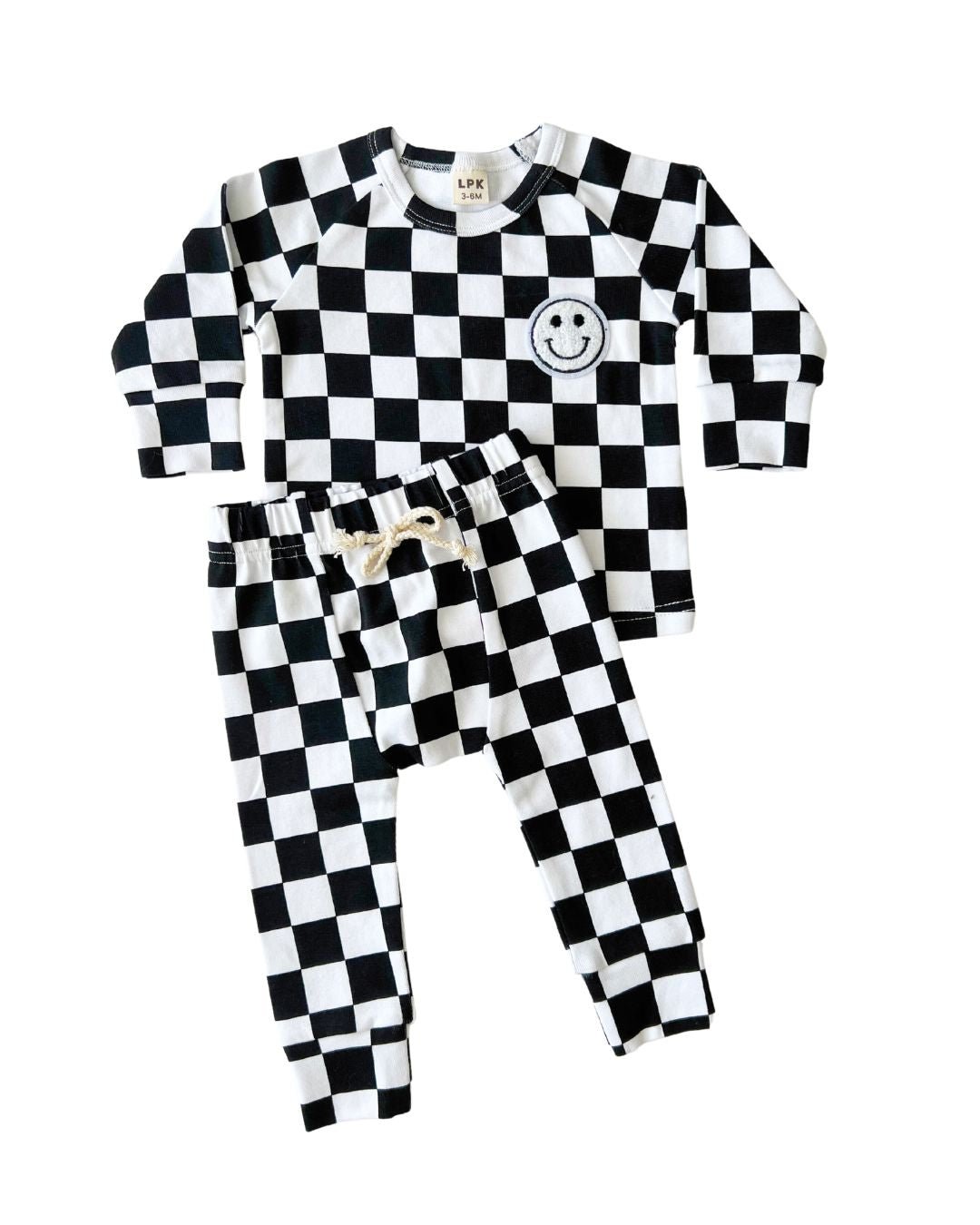 checkered smiley lounge set // black