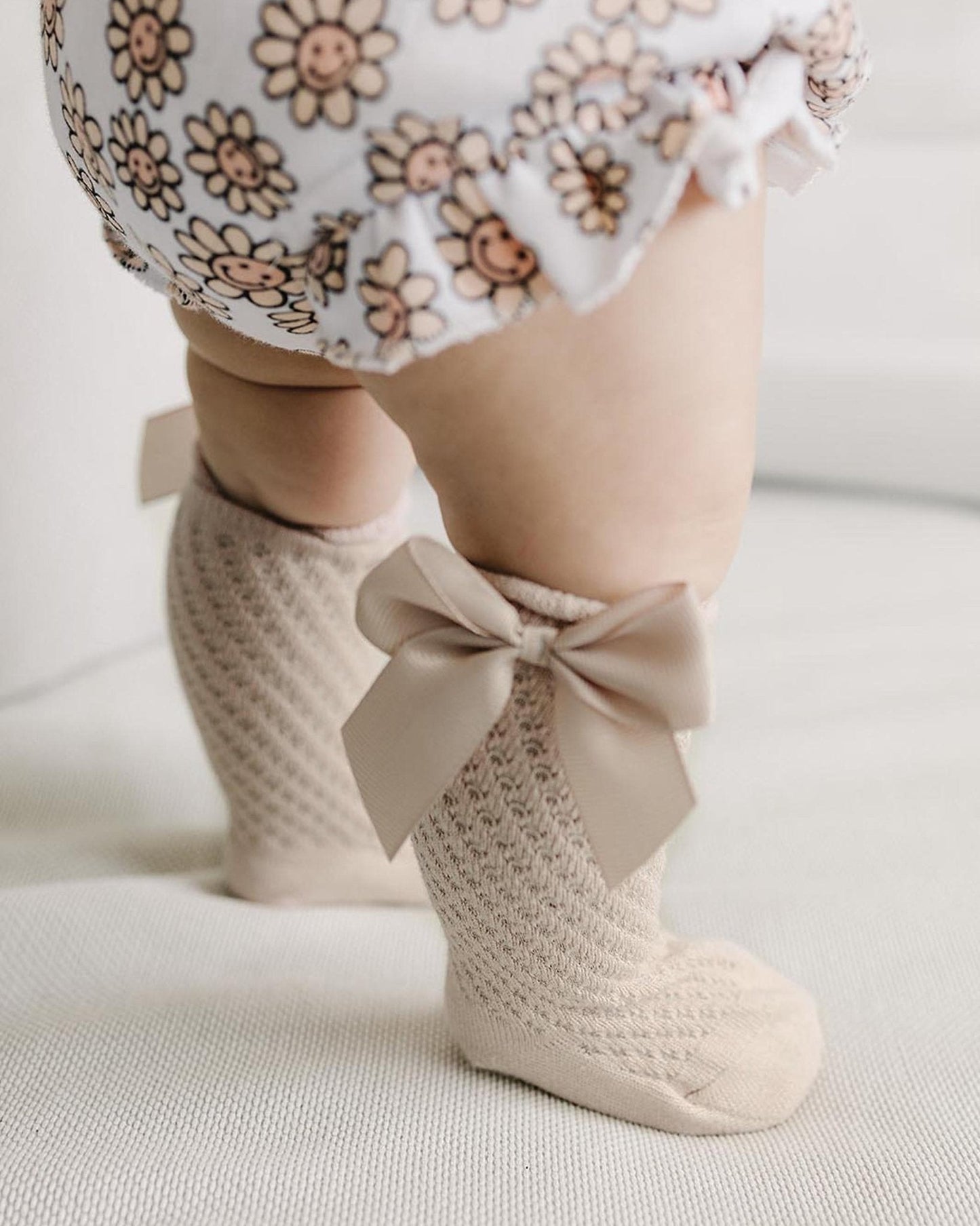 cotton lace socks // mocha