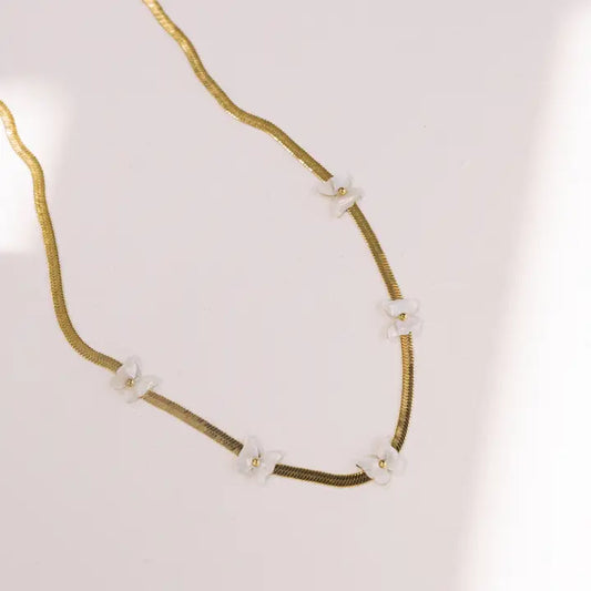 chasing butterflies necklace // BELJOY