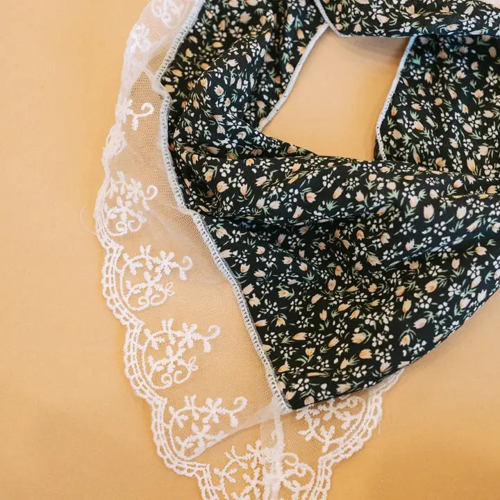 bandana scarf // little bit of lace (3 colors!)