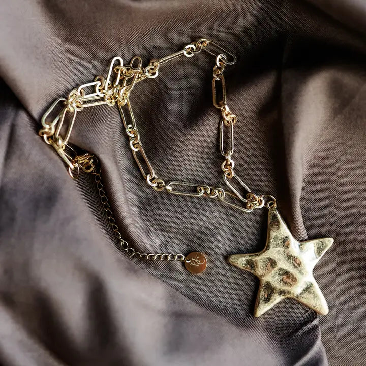 goldie star necklace