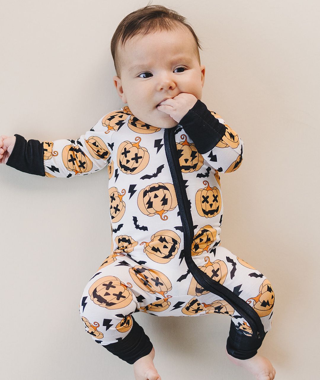 jack o lantern bamboo pajamas // ZIPPY