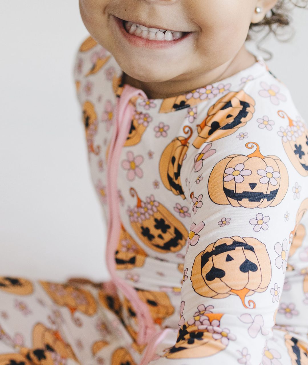 pink jack o lantern bamboo pajamas // ZIPPY