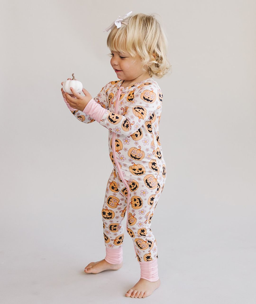 pink jack o lantern bamboo pajamas // ZIPPY