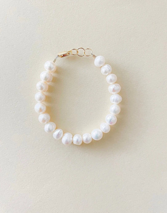 baby/toddler bracelet // 6mm freshwater pearls