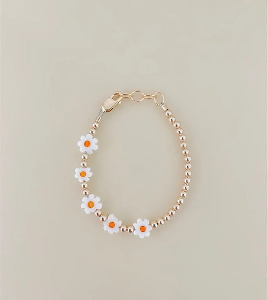 baby/toddler bracelet // daisy